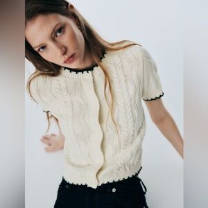 ***BRAND NEW*** H&M Cream Cable Knit Button Down Shirt